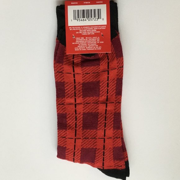 *3/$15* Mens Red Plaid Socks - Picture 4 of 4